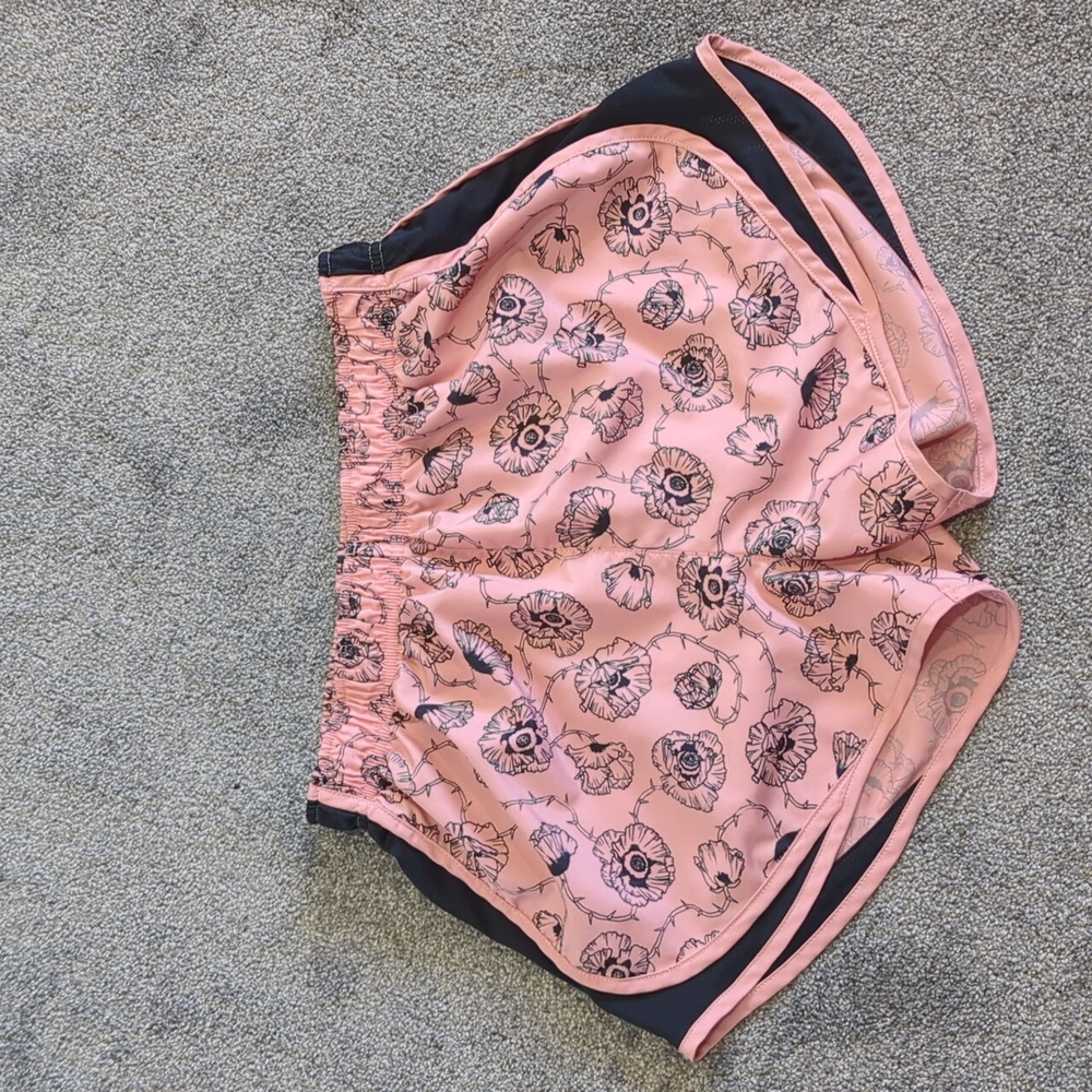 Nike Shorts with Roses - Picture 2 of 5